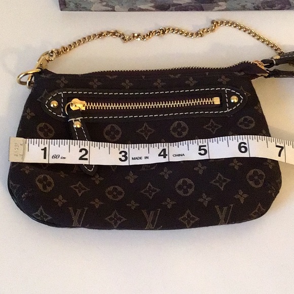 Louis Vuitton Idylle Mini Pochette - Picture 10 of 12
